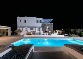 Golden Sunrise Suites Santorini 3