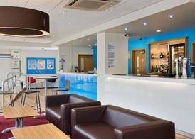 Travelodge Manchester Ancoats Hotel 2