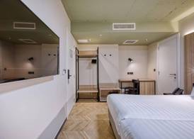 VITA Hotel & Rooftop 4