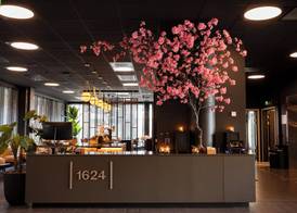 Home Hotel 1624 2