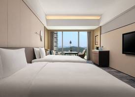 Crowne Plaza Jiangmen Binjiang by IHG 3