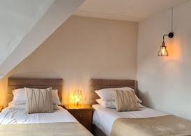 The Crown Hotel 5