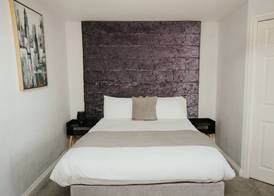 Hotels 24-7 - The Old Victoria Hotel 5