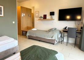 Hotel Laki 2