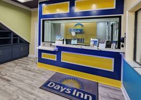 Days Inn by Wyndham Dickinson TX 5