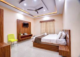 Skylight Inn 4