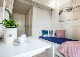 JOIVY Lovely Studio For 2 W/Balcony Near Duomo 4