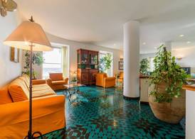 Hotel La Bussola 4