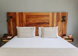 SIX TWO FOUR Urban Beach Hotel 4