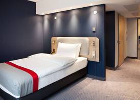 Holiday Inn Express MUNICH - OLYMPIAPARK by IHG 3