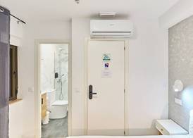 Hostal Carmen by gaiarooms 4