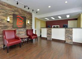 Red Roof Inn Dalton 4