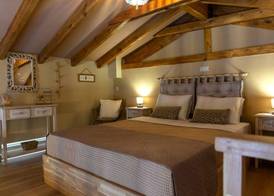 Strofilia Guest House 4