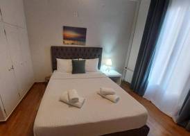 Athens Apartment 1-min Walk to Kato Patissia Metro 4