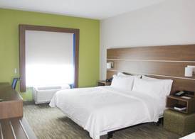 Holiday Inn Express & Suites MARTINSVILLE-BLOOMINGTON AREA by IHG 4