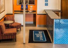 Rodeway Inn Muskegon Airport 3