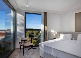 SeeSea Hotel 4