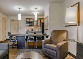 Sonesta Simply Suites Chicago O'Hare Airport 3