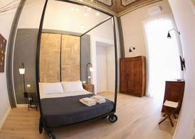 The Dante House by House In Naples 5