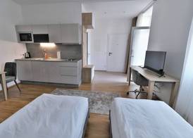 Vienna Lotus Apartments 3