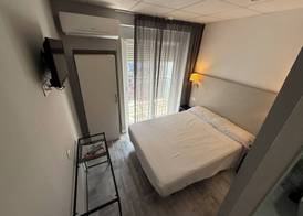 Hotel B and B Suites 4
