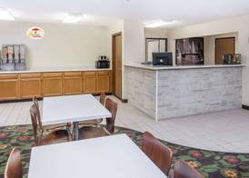 Super 8 by Wyndham Pekin/Peoria Area 2