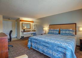 Columbia Gorge Inn 5