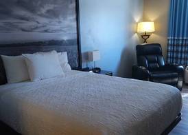 Super 8 by Wyndham Estherville 4