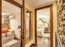 Pantheonview - Luxury Suites 4