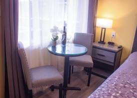 Carmel Wayfarer Inn 4