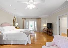 Oak Hill House 3