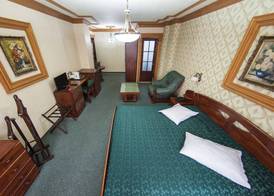 Bucharest Comfort Suites 3