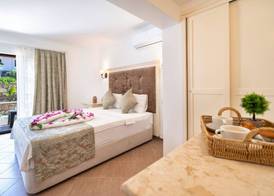 Ata Lagoon Beach Hotel 3