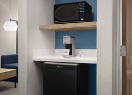 Holiday Inn Express & Suites DFW WEST - HURST by IHG 4