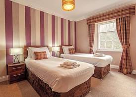 Sun Hotel Warkworth 5