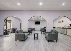 Quality Inn Grayville 3