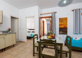 Romantica Hotel Apartments 3
