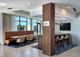 Fairfield Inn & Suites by Marriott Denver Downtown 2