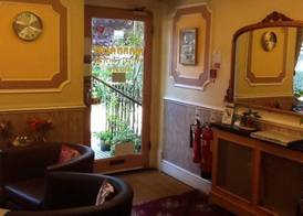 Mandalay Picton House Hotel 2
