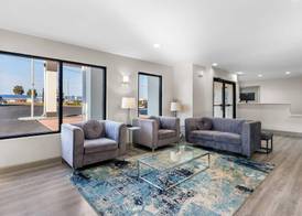 Days Inn by Wyndham Enterprise 5