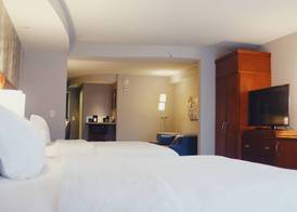 Courtyard by Marriott Owensboro 5
