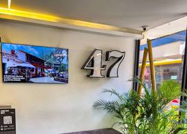 47 Luxury Downtown and Rooftop Hotel 3