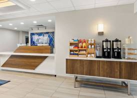 Holiday Inn Express PRINCETON/I-77 by IHG 2