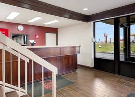 Red Roof Inn Fort Wayne 3