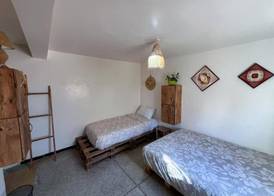 Jurassic Surf House Anza 2