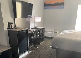 Quality Suites Abilene Mall Area 4