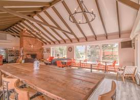 Discovery Lodge 3