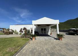 Le Domaine Anse Marcel Beach Resort 2