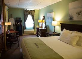 Inn at St John Portland In-Town 4