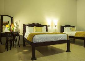 Hotel Real La Merced 5
